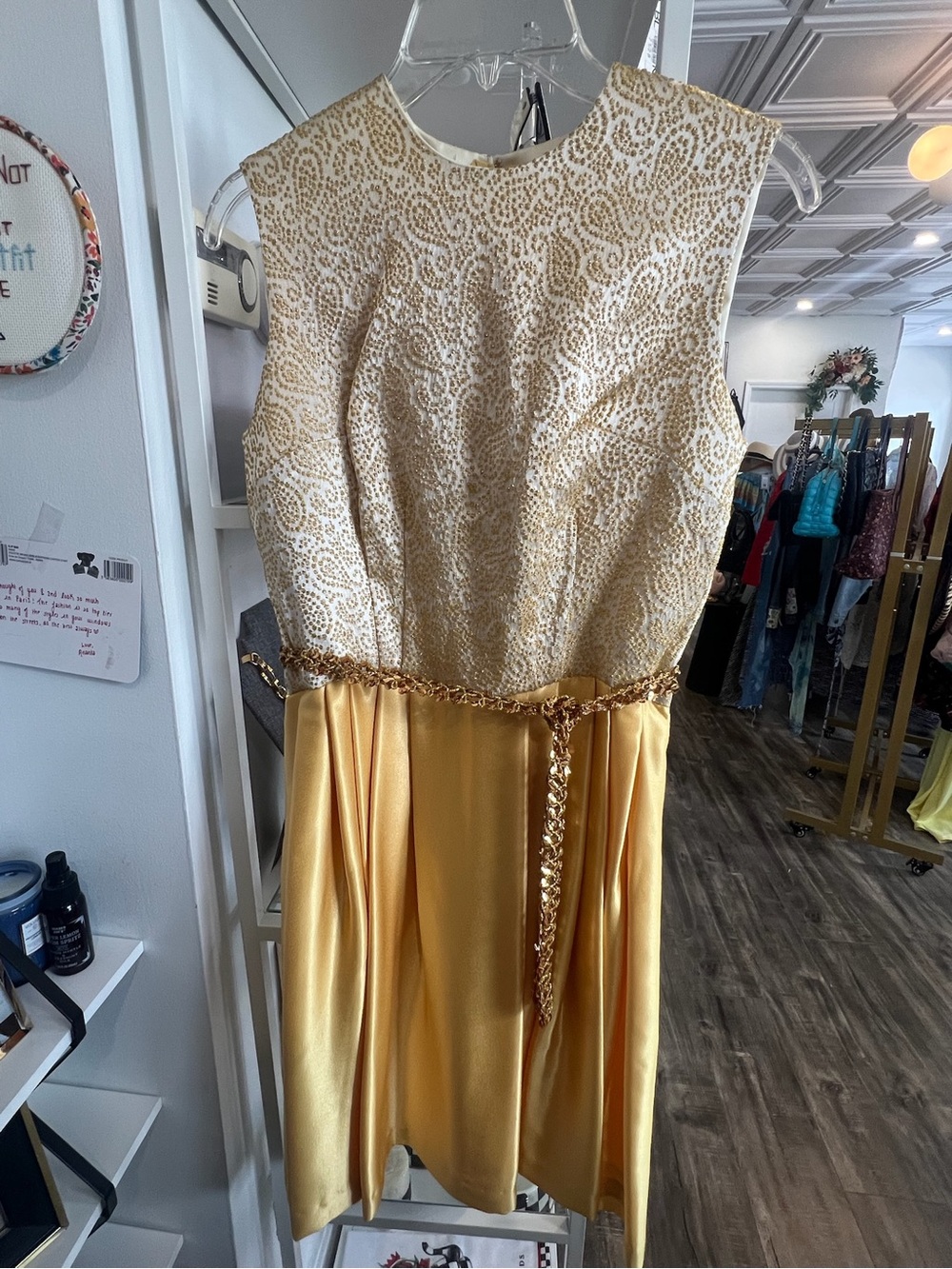 Vintage Gold and Cream Sleeveless Party Dress with Chain Belt